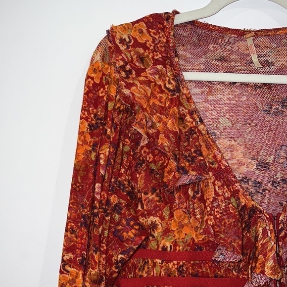 Free People Red Rudi Ruffle Long sleeves Bohemian top size Small - Picture 6 of 16